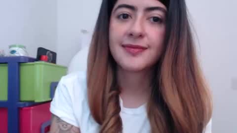 Snapshot of skyler1195 chatting on February 13, 6:26 pm Skyler online show from February 13, 6:26 pm