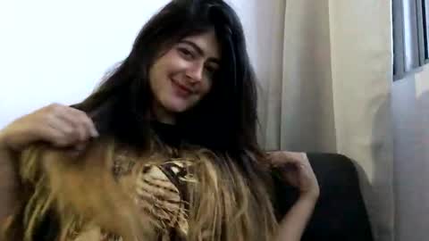 Skyler online show from November 2, 10:43 pm