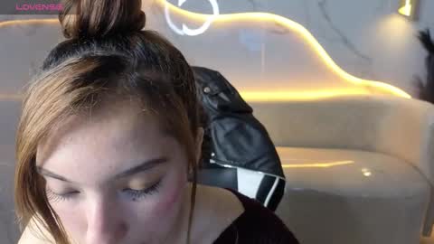 Live 800am 200pm COLOMBIAN HOUR online show from October 17, 2:10 pm