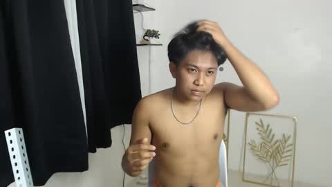 Skyler online show from April 9, 2:56 pm