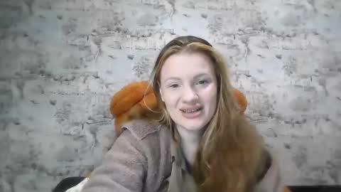 Skyler online show from October 28, 3:35 pm