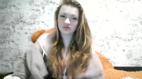 Skyler online show from February 13, 5:16 pm