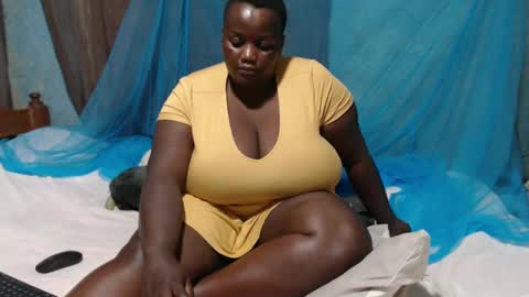 Snapshot of skylla07 chatting on March 4, 4:52 pm sheliah online show from March 4, 4:52 pm