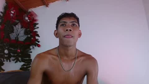 Snapshot of skyper_mgc chatting on January 16, 3:45 am Skryper online show from January 16, 3:45 am