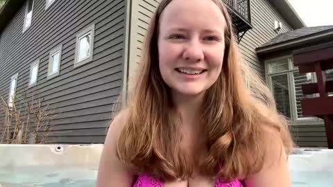 Snapshot of skywinters chatting on December 30, 3:23 pm Sky Winters online show from December 30, 3:23 pm
