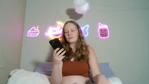 Snapshot of skywinters chatting on December 30, 11:17 pm Sky Winters online show from December 30, 11:17 pm