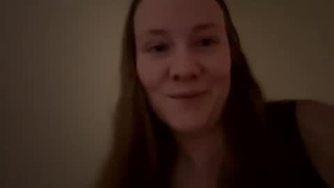 Snapshot of skywinters chatting on February 23, 3:40 pm Sky Winters online show from February 23, 3:40 pm