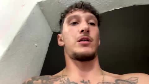 skyydaddy9 online show from November 8, 3:31 am