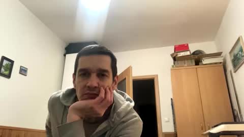 slabyhrac online show from February 15, 2:37 am