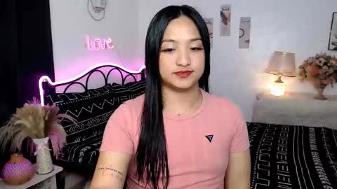 Queen Cyrine online show from October 7, 10:33 am