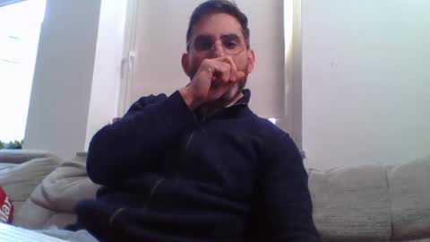 Snapshot of slavefuckfunhype chatting on March 5, 8:00 am camboy online show from March 5, 8:00 am