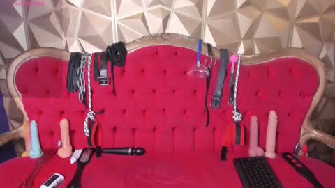 EMMA online show from February 5, 2:59 am