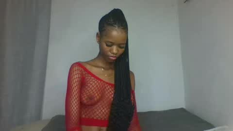 Snapshot of slaybby chatting on September 19, 7:50 pm Slaybby online show from September 19, 7:50 pm