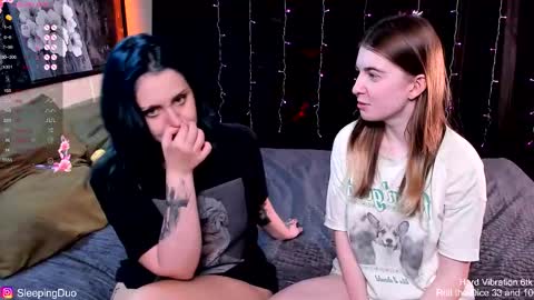 Hi We are Iva and Angela Nice to meet u 3 online show from November 4, 1:23 pm