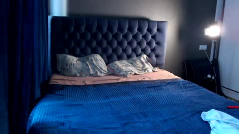 Slemgem Amy  friends online show from October 10, 10:32 am