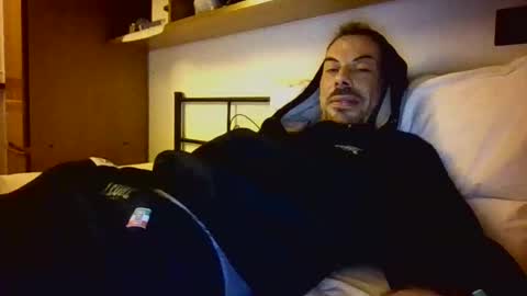 slevin online show from February 24, 9:07 pm