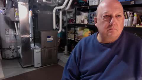 slick50000 online show from December 20, 6:37 pm