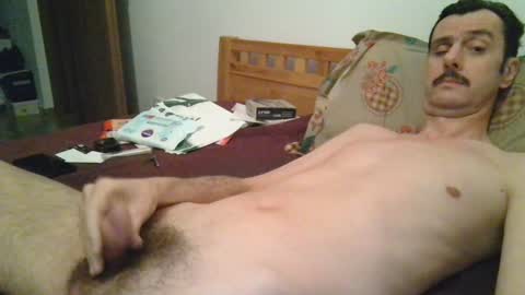 Snapshot of slim38 chatting on December 31, 6:05 am Alin online show from December 31, 6:05 am