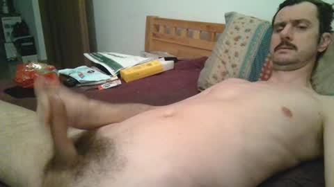 Snapshot of slim38 chatting on December 7, 1:35 pm Alin online show from December 7, 1:35 pm