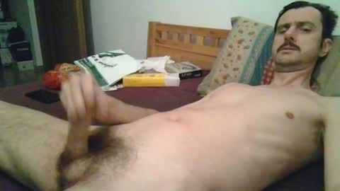 Snapshot of slim38 chatting on December 7, 4:48 am Alin online show from December 7, 4:48 am