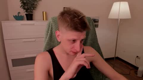 Andy online show from November 15, 8:32 pm