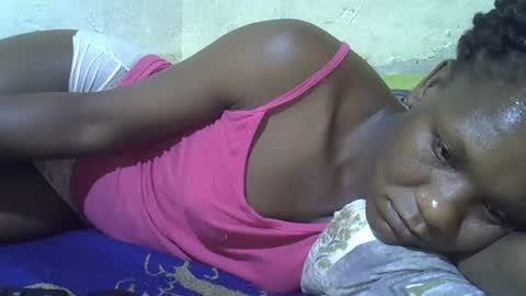 Snapshot of slim_girl3 chatting on March 7, 4:55 pm slim_girl3 online show from March 7, 4:55 pm