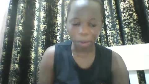 Snapshot of slim_petite_ebony chatting on January 26, 1:52 am slim_petite_ebony online show from January 26, 1:52 am