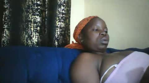 slim_petite_ebony online show from May 23, 11:34 pm
