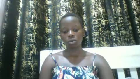 Snapshot of slim_petite_ebony chatting on March 4, 10:38 pm slim_petite_ebony online show from March 4, 10:38 pm