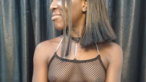 Snapshot of slim_pookie chatting on September 18, 10:08 am Princess online show from September 18, 10:08 am