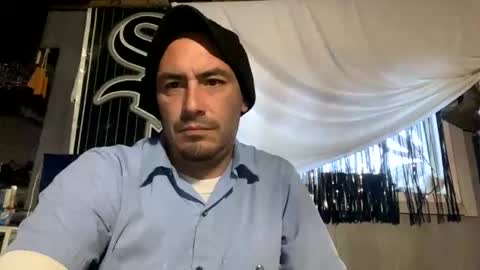 More more more online show from October 25, 9:26 pm