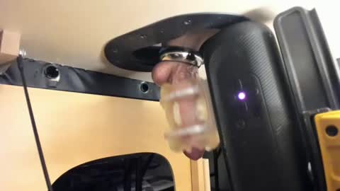 Slimguerrilla online show from April 25, 6:05 pm