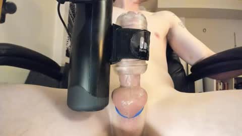 Slimguerrilla online show from November 21, 4:32 am