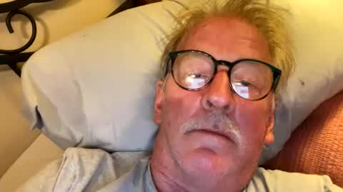 slimjim061560 online show from July 19, 10:34 pm