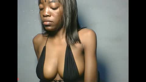 slimkatie__ online show from September 13, 8:39 am