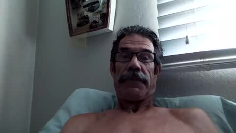 Snapshot of slimmy57 chatting on September 19, 10:46 pm slimmy57 online show from September 19, 10:46 pm