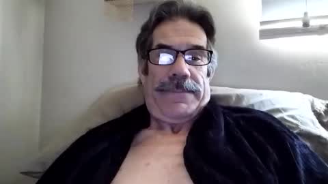 Snapshot of slimmy57 chatting on February 21, 8:38 pm slimmy57 online show from February 21, 8:38 pm