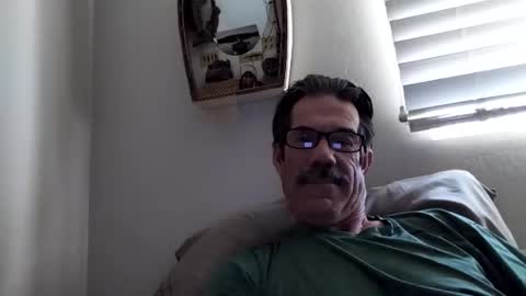 Snapshot of slimmy57 chatting on January 24, 10:30 pm slimmy57 online show from January 24, 10:30 pm