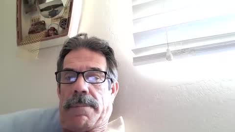 Snapshot of slimmy57 chatting on January 15, 10:24 pm slimmy57 online show from January 15, 10:24 pm
