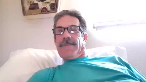 Snapshot of slimmy57 chatting on January 10, 6:49 pm slimmy57 online show from January 10, 6:49 pm