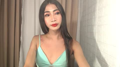 slimprettyjoira online show from June 29, 10:15 am