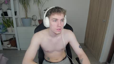 Mila online show from January 24, 10:00 am