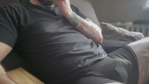 just chillin online show from October 30, 10:38 am