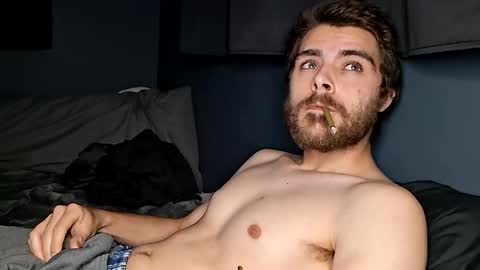 slutsandblunts online show from March 17, 6:29 am