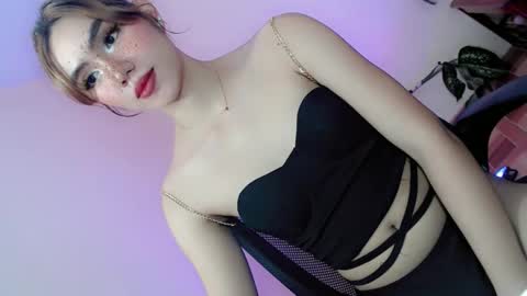 slutty_rose69 online show from May 24, 1:02 am