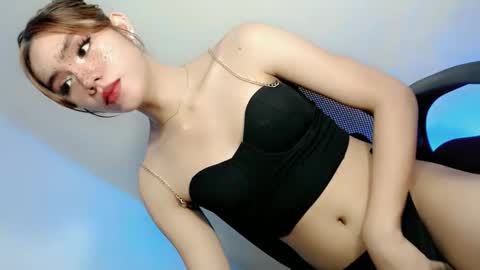 slutty_rose69 online show from May 22, 9:43 pm