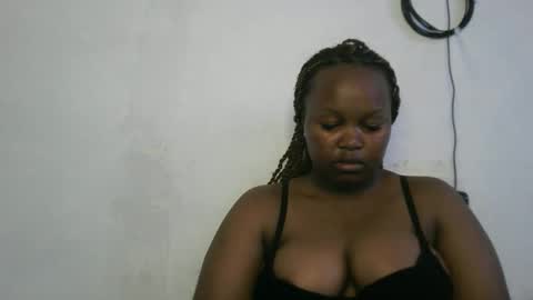 Snapshot of slutty_shan chatting on October 17, 9:02 am slutty_shan online show from October 17, 9:02 am
