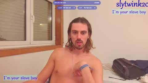 Snapshot of slytwink20 chatting on September 16, 8:34 pm slytwink20 online show from September 16, 8:34 pm