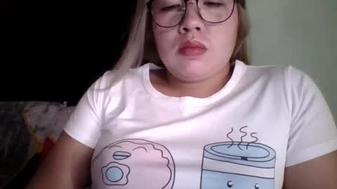 Lovewella online show from March 4, 8:02 am