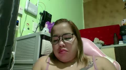 Lovewella online show from May 17, 3:43 pm